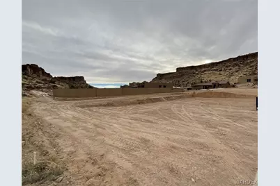 303-25-007 Country Club Drive, Kingman, AZ 86401 - Photo 1
