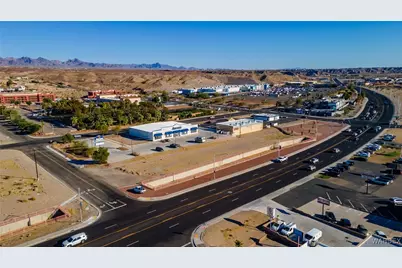 2747 Miracle Mile, Bullhead City, AZ 86442 - Photo 17