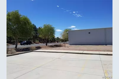 2747 Miracle Mile, Bullhead City, AZ 86442 - Photo 3