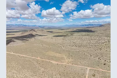 8827 E Jan Road, Kingman, AZ 86401 - Photo 17