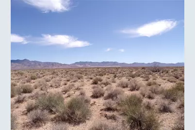 000 Horse Mesa Road, Golden Valley, AZ 86413 - Photo 15