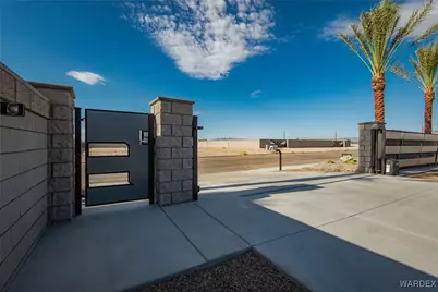 1551 E World Drive, Fort Mohave, AZ 86426 - Photo 31