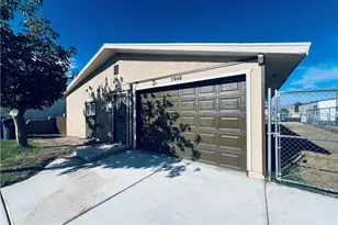 1948 Castleberry Ln, Bullhead City, AZ 86442 - Photo 39