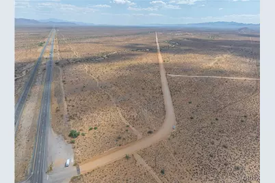 308-27-002 Hwy 93, Golden Valley, AZ 86413 - Photo 17