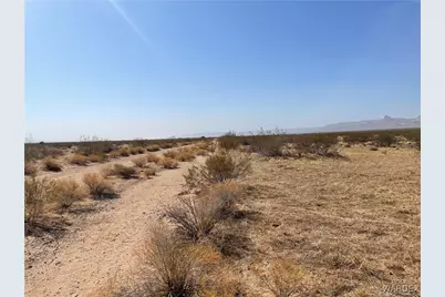 217-12-008 S Desert View Trail, Golden Valley, AZ 86413 - Photo 1