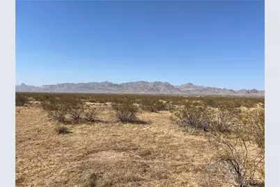 217-12-008 S Desert View Trail, Golden Valley, AZ 86413 - Photo 9