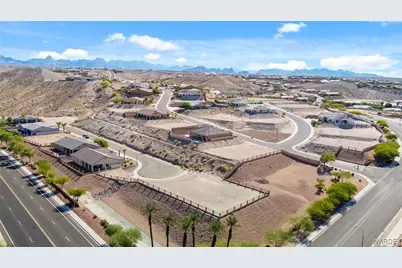 2851 Via San Marino, Bullhead City, AZ 86429 - Photo 9