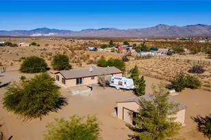 5076 W Roundup Dr, Golden Valley, AZ 86413 - Photo 35