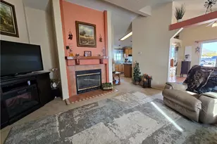 19688 S Diamondback Rd, Yucca, AZ 86438 - Photo 11