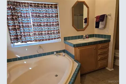 19688 S Diamondback Road, Yucca, AZ 86438 - Photo 23