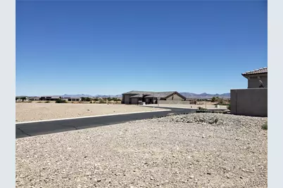 2096 E Calle Serena, Fort Mohave, AZ 86426 - Photo 11