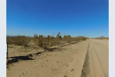241-18-017 E Bighorn Drive, Yucca, AZ 86438 - Photo 5