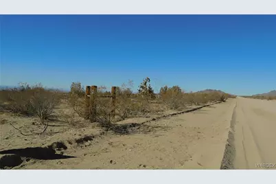 241-18-017 E Bighorn Drive, Yucca, AZ 86438 - Photo 3