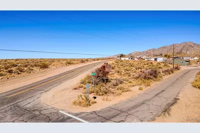 330-29-001 Sundown, Golden Valley, AZ 86413 - Photo 3