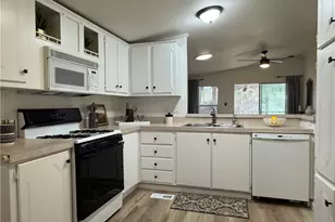 2350 Adobe Rd, Bullhead City, AZ 86442 - Photo 7