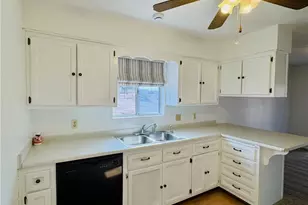 4260 El Paso Rd, Bullhead City, AZ 86429 - Photo 15