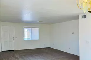 4260 El Paso Rd, Bullhead City, AZ 86429 - Photo 11