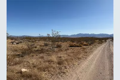 351-13-006 W Gateway Acres Road, Dolan Springs, AZ 86441 - Photo 7