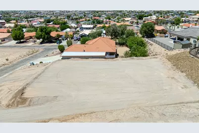 2035 E Primavera Bay, Fort Mohave, AZ 86426 - Photo 15