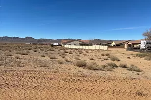 10461 Black Boot Dr, Kingman, AZ 86401 - Photo 1