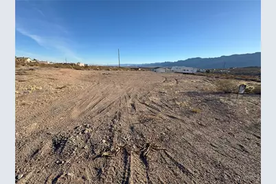 735 E Vulcan Drive, Meadview, AZ 86444 - Photo 3