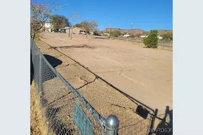 721 Sunrise Avenue, Kingman, AZ 86409 - Photo 7