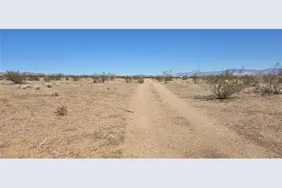 2853 S Yaqui Road, Golden Valley, AZ 86413 - Photo 11