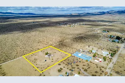 14852 N Edgemont Road, Dolan Springs, AZ 86441 - Photo 1