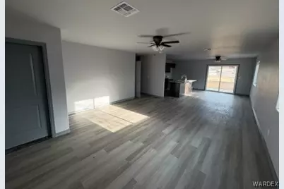 3182 E McVicar Avenue, Kingman, AZ 86409 - Photo 5