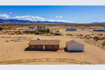 8980 W Mission Lane, Dolan Springs, AZ 86441 - Photo 1