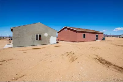 8980 W Mission Lane, Dolan Springs, AZ 86441 - Photo 25