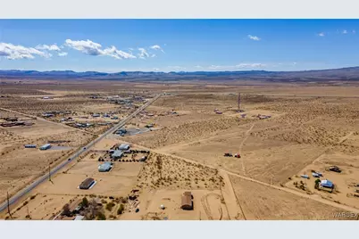 8980 W Mission Lane, Dolan Springs, AZ 86441 - Photo 35