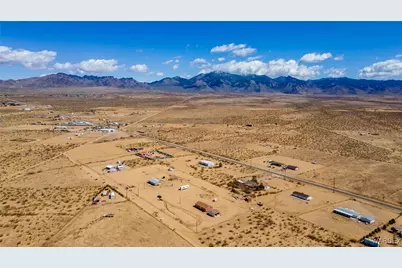 8980 W Mission Lane, Dolan Springs, AZ 86441 - Photo 37