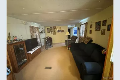 6959 W Concho Drive, Dolan Springs, AZ 86441 - Photo 7