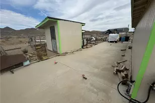 6959 W Concho Dr, Dolan Springs, AZ 86441 - Photo 31