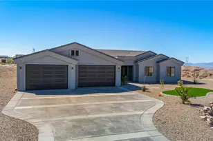 3100 Canyon De Chelly Dr, Bullhead City, AZ 86429 - Photo 5