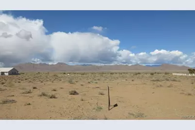 9837 N Whipple Drive, Kingman, AZ 86401 - Photo 1