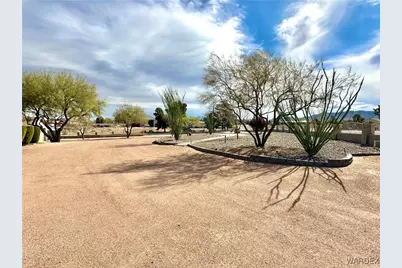 3165 Louise Avenue, Kingman, AZ 86401 - Photo 9
