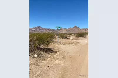 000 W Moenkopi Drive, Golden Valley, AZ 86413 - Photo 13