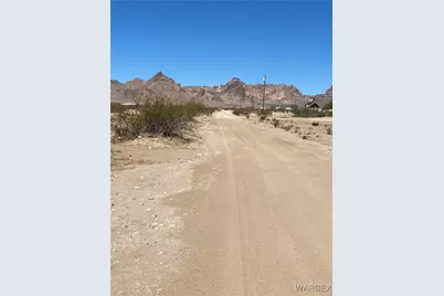000 W Moenkopi Drive, Golden Valley, AZ 86413 - Photo 23