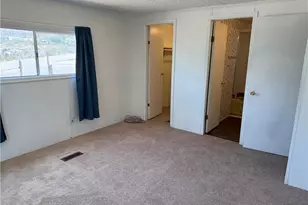 3315 W Gordon Ln, Golden Valley, AZ 86413 - Photo 21