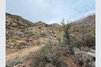 000 Between Silver Springs Rd and Willow Creek, Kingman, AZ 86401 - Photo 13