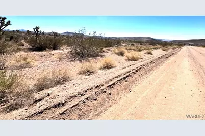 21388 N Spear Boulevard, White Hills, AZ 86445 - Photo 1