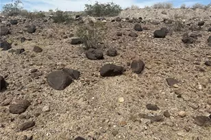 2372 Riverview Dr, Bullhead City, AZ 86442 - Photo 1