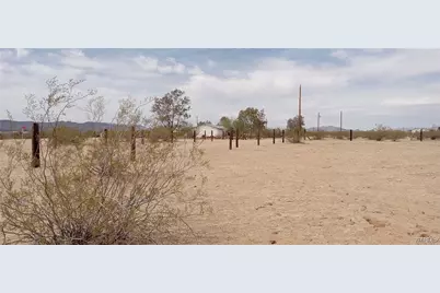 1534 S Glen Canyon Road, Golden Valley, AZ 86413 - Photo 11