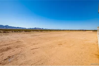 6058 Macayo Drive, Golden Valley, AZ 86413 - Photo 39