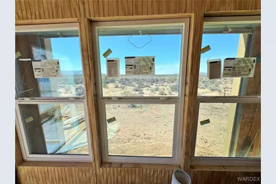 471 W Juniper Drive, Yucca, AZ 86438 - Photo 23