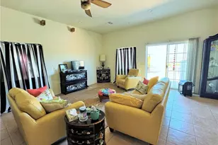 471 W Juniper Dr, Yucca, AZ 86438 - Photo 5