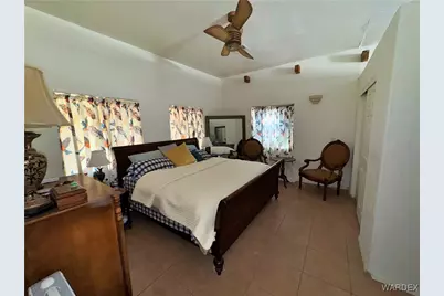 471 W Juniper Drive, Yucca, AZ 86438 - Photo 9