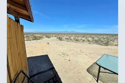 471 W Juniper Drive, Yucca, AZ 86438 - Photo 15